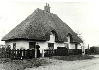 2 and 4 Eversholt Road about 1900 [Z50/95/41]